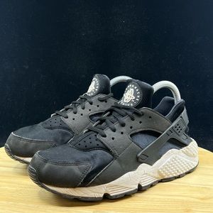 Nike Womens Air Huarache 634835-006 Black Lace-Up Running Sneaker Size US 7.5